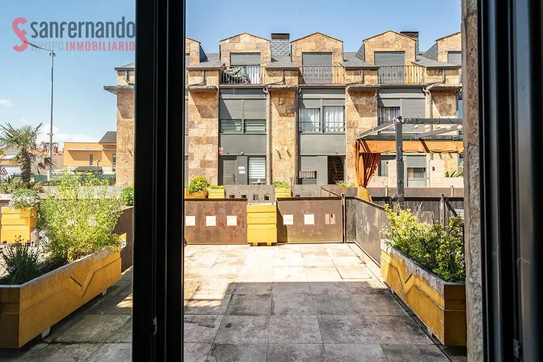 Terraza de Casa adosada en venta en Miengo con Calefacción, Jardín privado y Terraza
