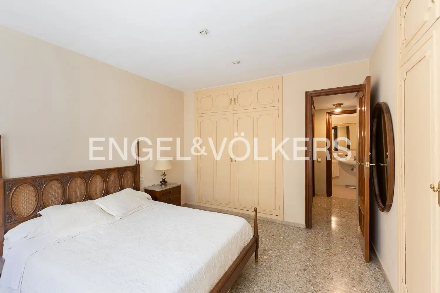 Habitación de Piso en venta en Valencia con Calefacción y Terraza