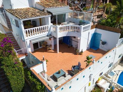 Vista exterior de Casa o xalet en venda en Mijas amb Aire condicionat