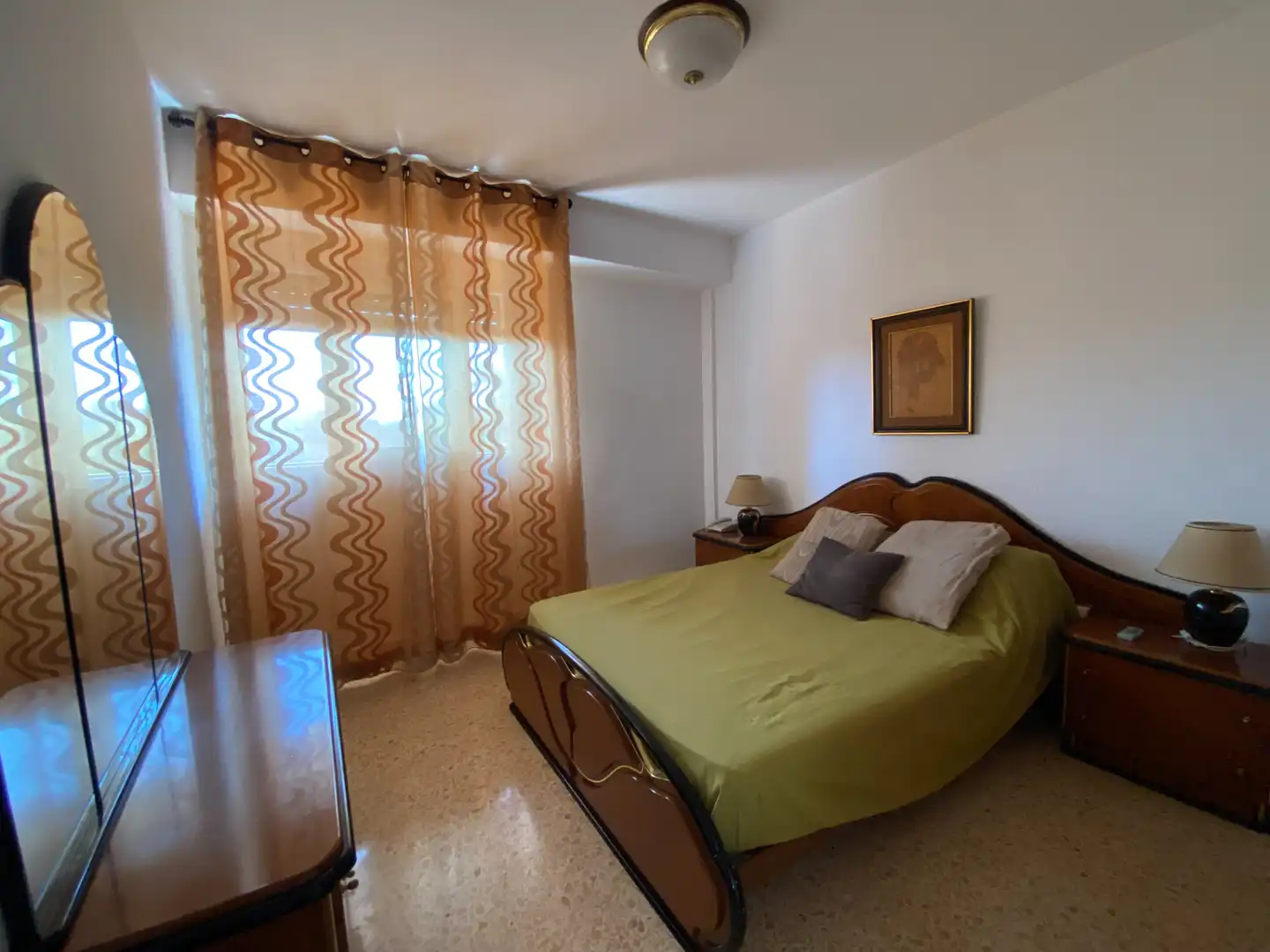 Habitación de Piso en venta en Gandia con Aire acondicionado, Amueblado y Horno