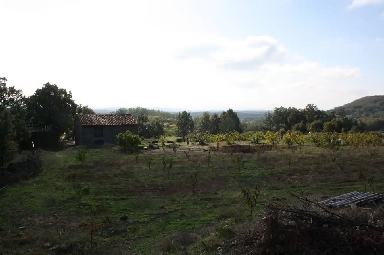 Finca rústica en venta en Torremenga con Jardín privado, Terraza y Amueblado