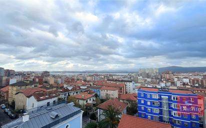 Vista exterior de Pis en venda en Santander amb Calefacció