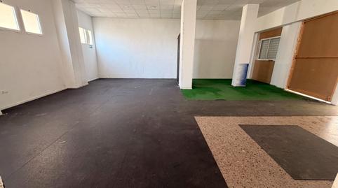 Foto 2 von Geschaftsraum zur Miete in Ciutat Universitària, Elche / Elx