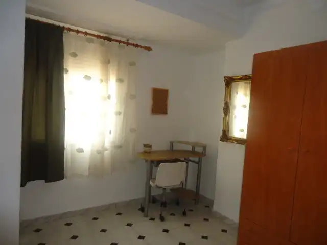 Bedroom of Flat for rent in Granada  with Air Conditioner, Furnished and Washing machine