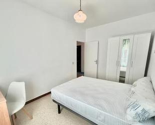 Bedroom of Flat to rent in  Granada Capital  with Heating and Terrace