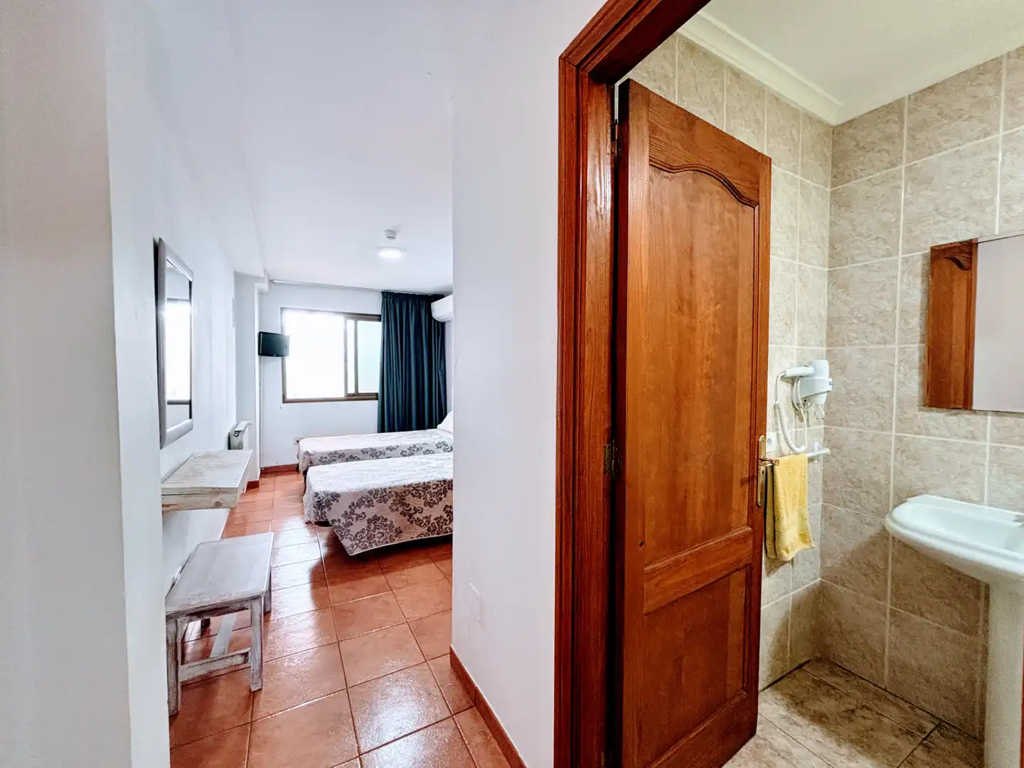 Bedroom of Commercial properties for sale in Teror  with Air Conditioner, Heating and Furnished