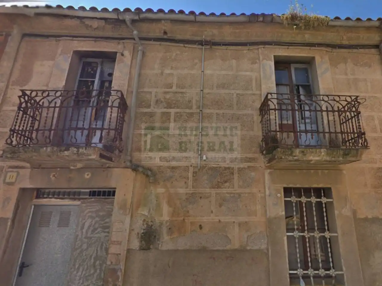 Außenansicht von Country house zum Verkauf in La Bisbal d'Empordà mit Privatgarten