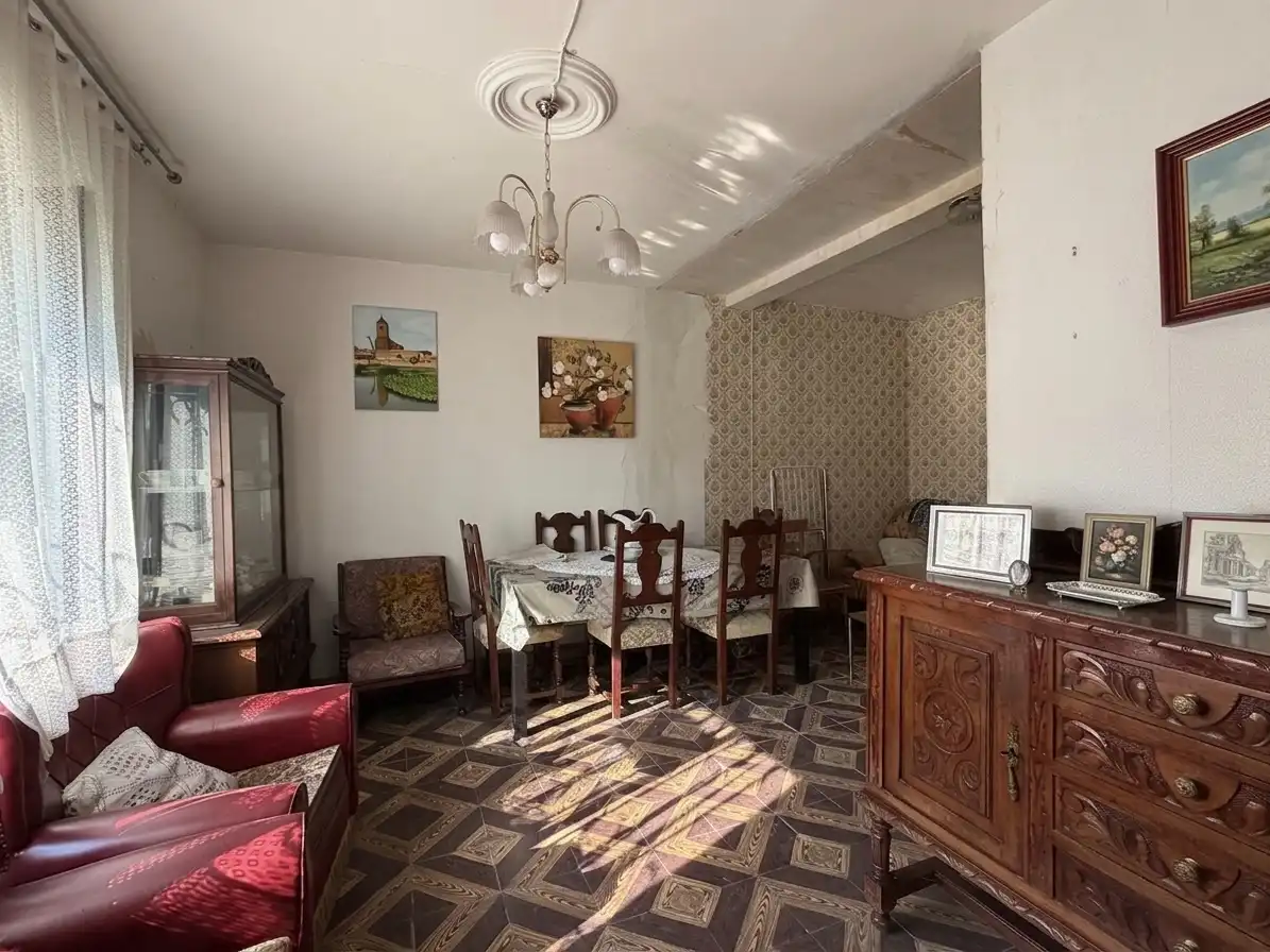 Comedor de Casa o chalet en venta en Sahagún con Calefacción, Jardín privado y Amueblado