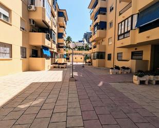 Außenansicht von Wohnung miete in Mijas mit Terrasse und Gemeinschaftspool