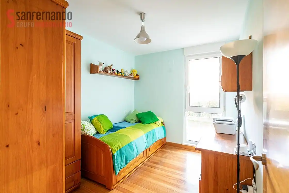 Habitación de Planta baja en venta en Valle de Mena con Calefacción y Jardín privado