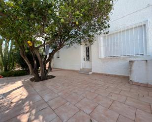 Single-family semi-detached to rent in L'Albir