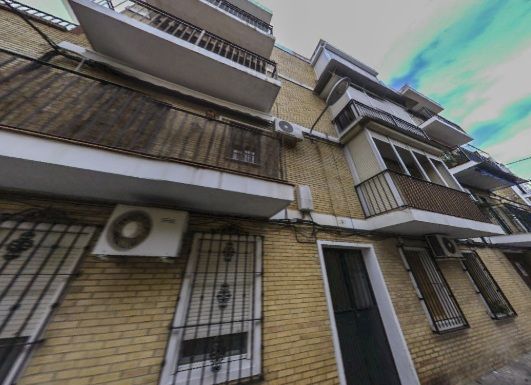 Exterior view of Flat for sale in  Sevilla Capital