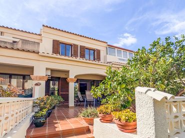 Maison mitoyenne avec piscine à vendre à De Escandinavia