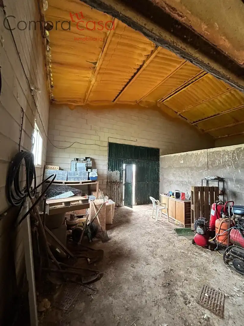 Nave industrial en venta en Escalona del Prado
