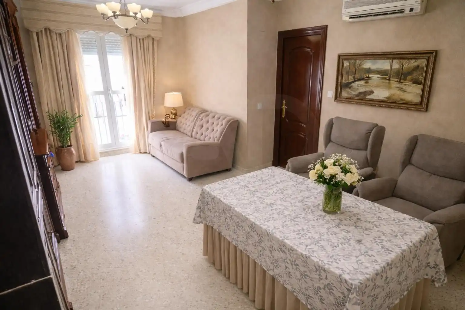 Sala d'estar de Pis en venda en Camas amb Aire condicionat