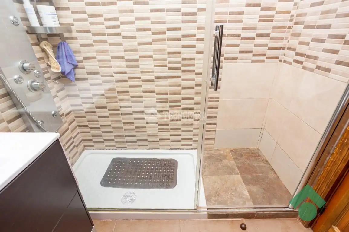 Semi-detached house for sale in C. America-Res. Los Carmenes, imagen 17
