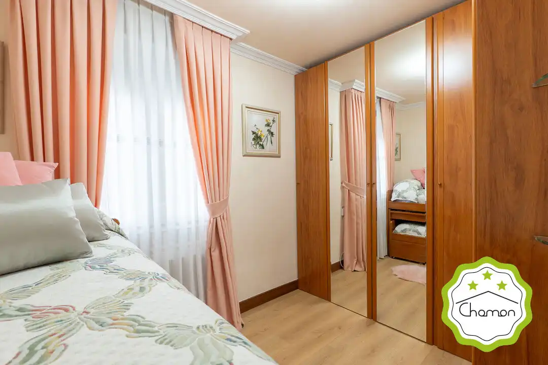 Schlafzimmer von Wohnung zum Verkauf in Bilbao  mit Heizung und Privatgarten