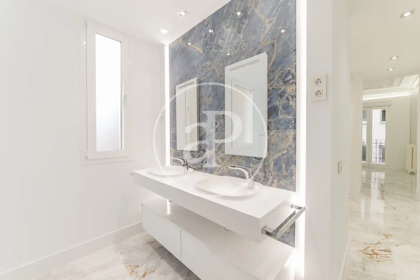 Baño de Piso de alquiler en Madrid con Aire acondicionado, Calefacción y Terraza