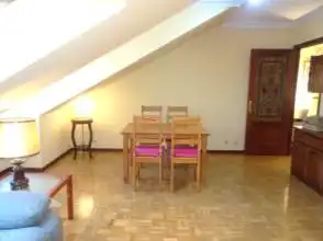 Esszimmer von Wohnung zur Miete in Gijón  mit Heizung, Parkett und Möbliert