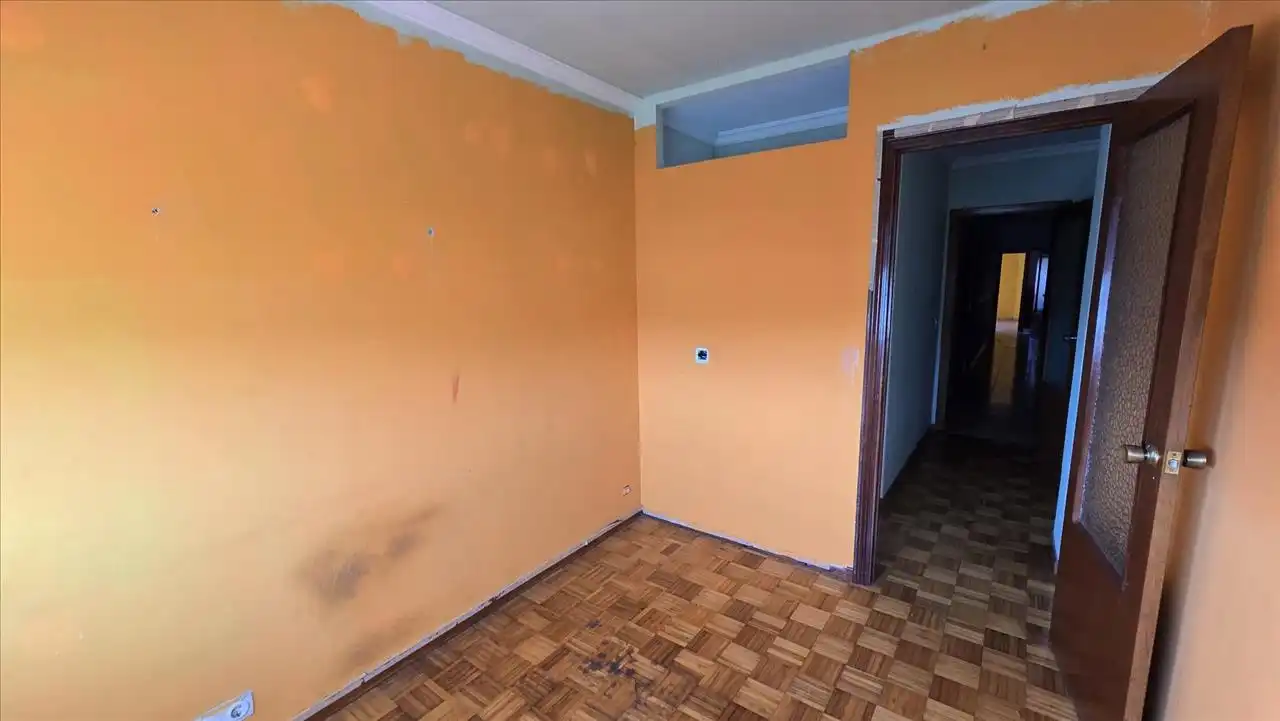 Habitación de Piso en venta en Narón