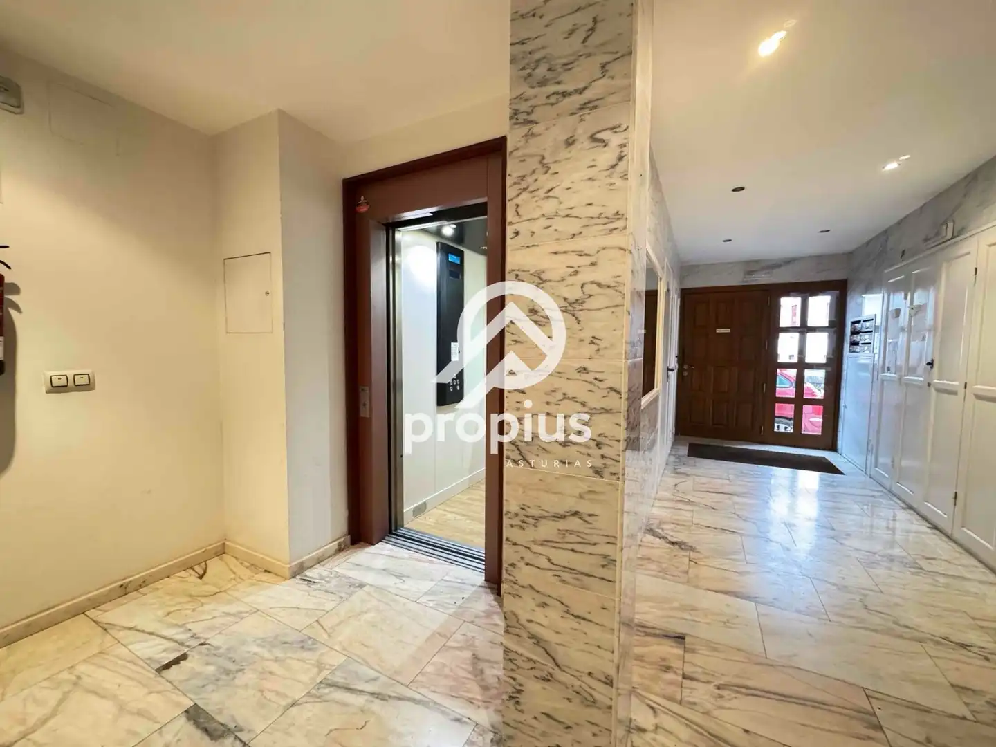 Piso en venta en Llanes con Calefacción, Parquet y Trastero