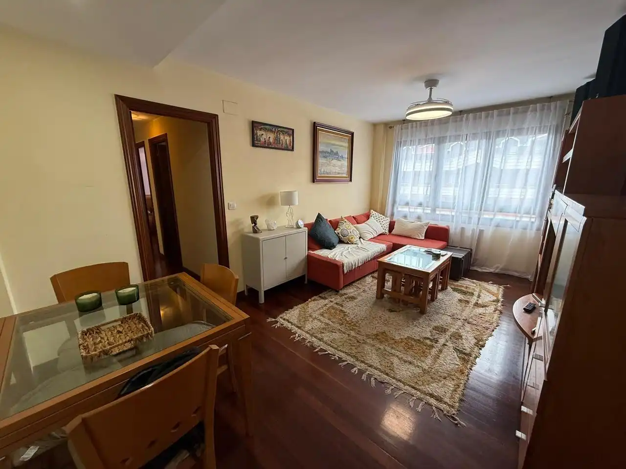Living room of Flat for sale in Castro-Urdiales  with Heating, Furnished and Community pool