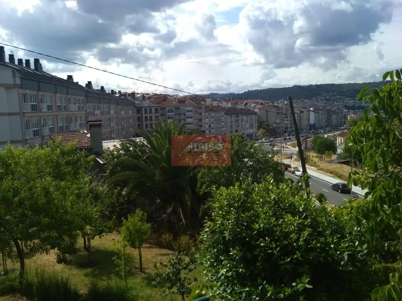 Vista exterior de Casa o chalet de alquiler en Ourense Capital  con Calefacción y Amueblado