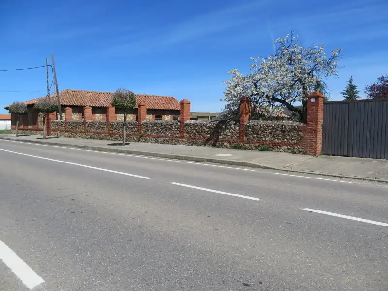 Casa o chalet en venta en Cuadros con Calefacción y Trastero