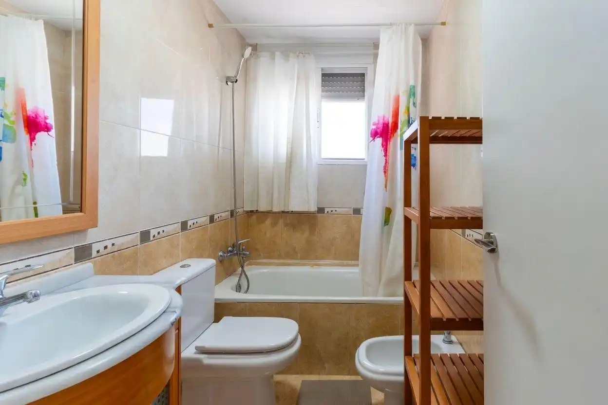 Badezimmer von Wohnung zum Verkauf in Las Torres de Cotillas mit Klimaanlage, Heizung und Parkett