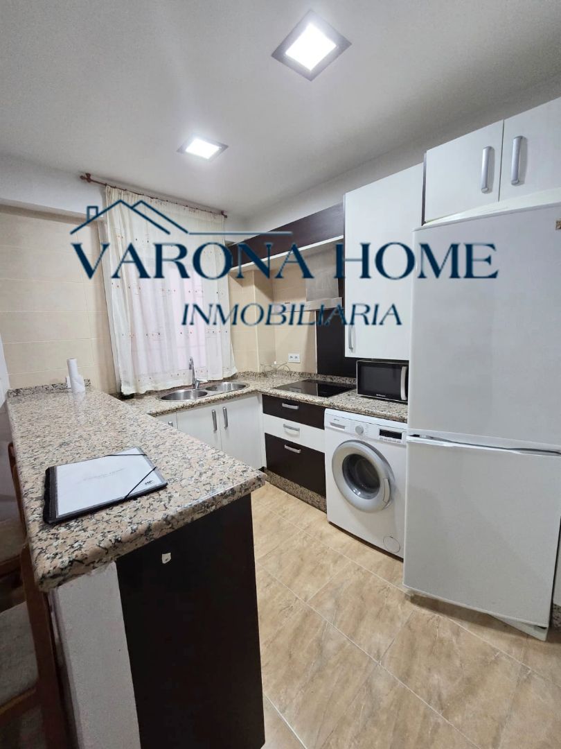 Piso en venta en Calle los Alderetes, Ciudad Jardín - Zoco, Poniente-Sur