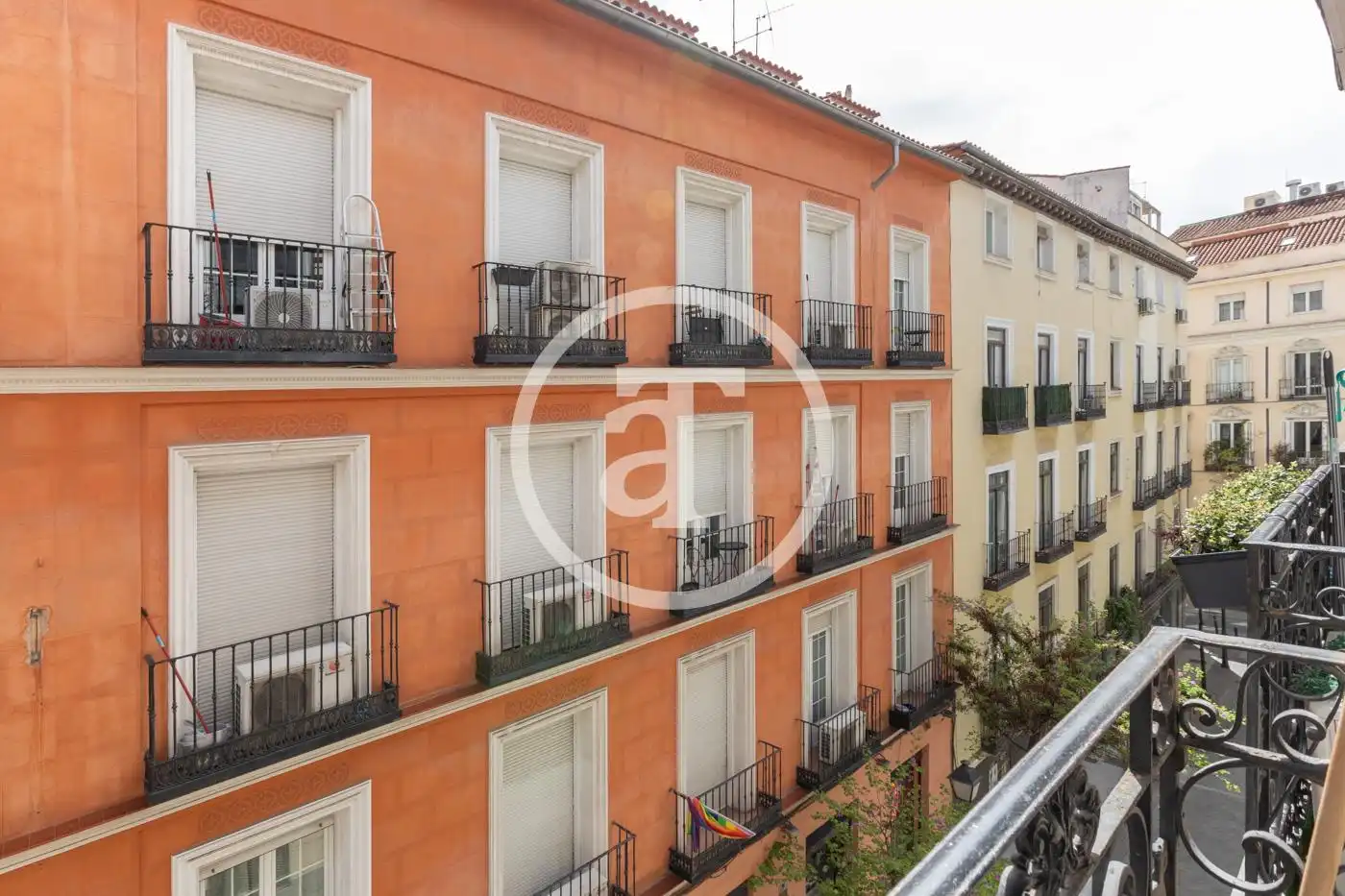Study for rent in Calle de Barbieri, Justicia - Chueca