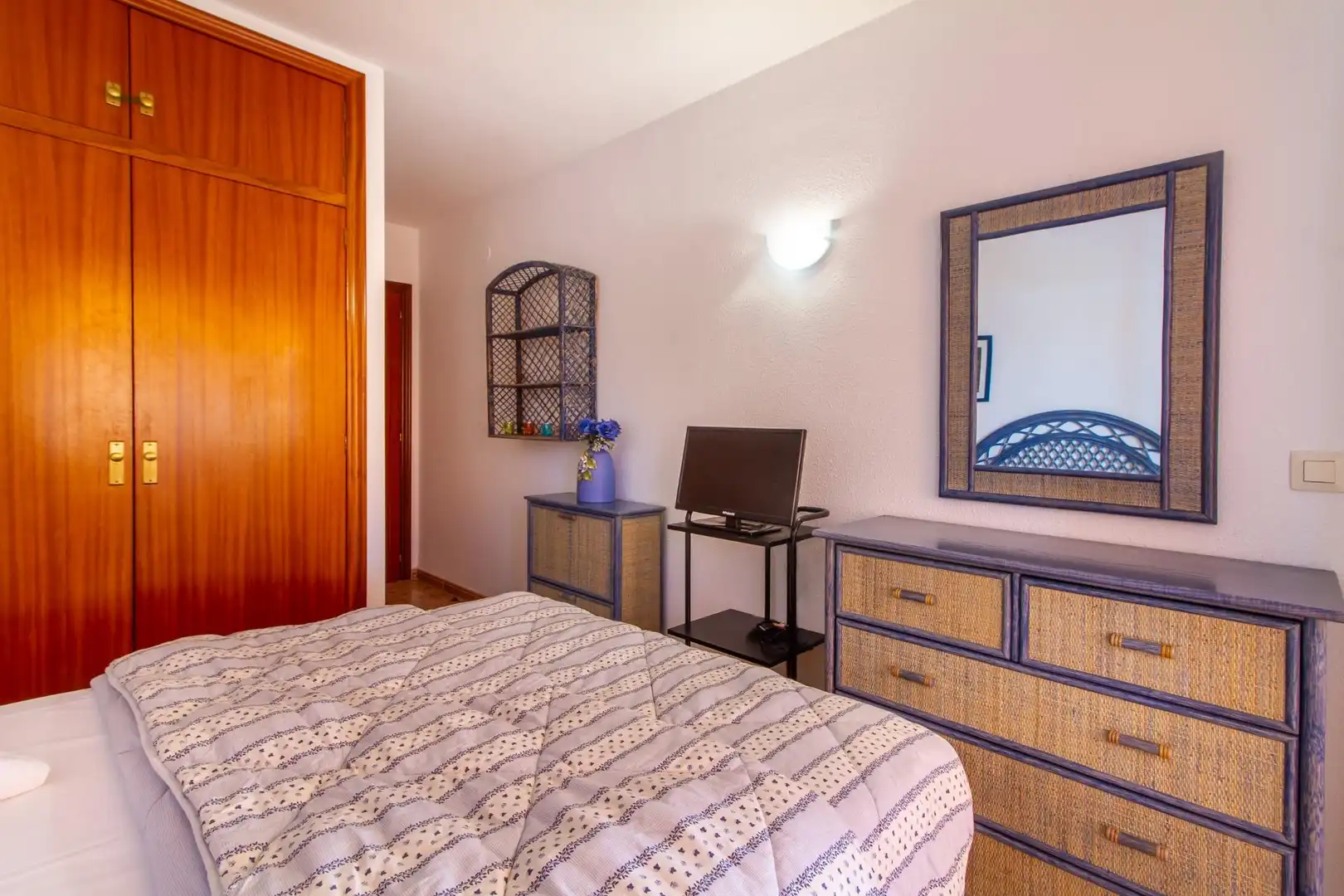 Dormitori de Casa adosada en venda en Villajoyosa / La Vila Joiosa amb Aire condicionat, Moblat i Piscina comunitària