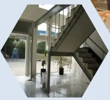 Industrial building for sale in San Pablo - Santa Justa