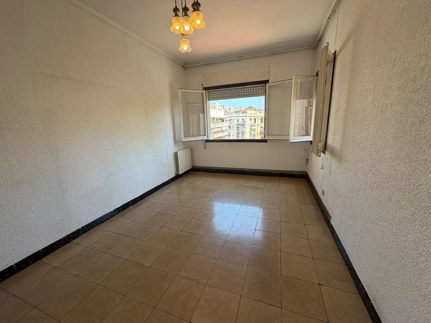 Bedroom of Flat for sale in Barcelona  with Heating and Balcony
