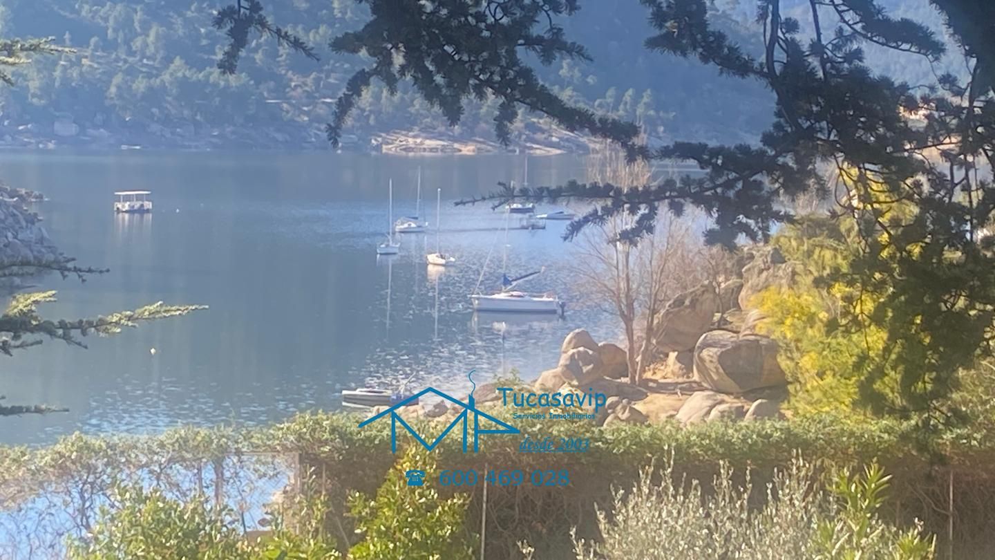 House or chalet for sale in El Barraco   with Heating, Private garden and Terrace