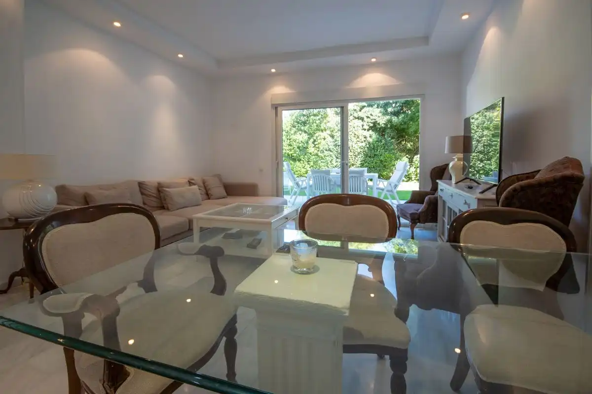 Comedor de Piso de alquiler en Marbella con Aire acondicionado, Calefacción y Amueblado