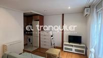 Bedroom of Flat to rent in  Madrid Capital  with Parquet flooring, Furnished and Washing machine