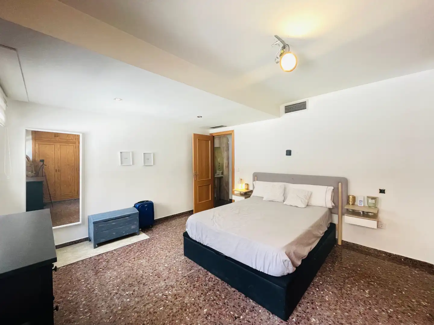Piso en venta en Zaragoza con Aire acondicionado, Calefacción y Jardín privado