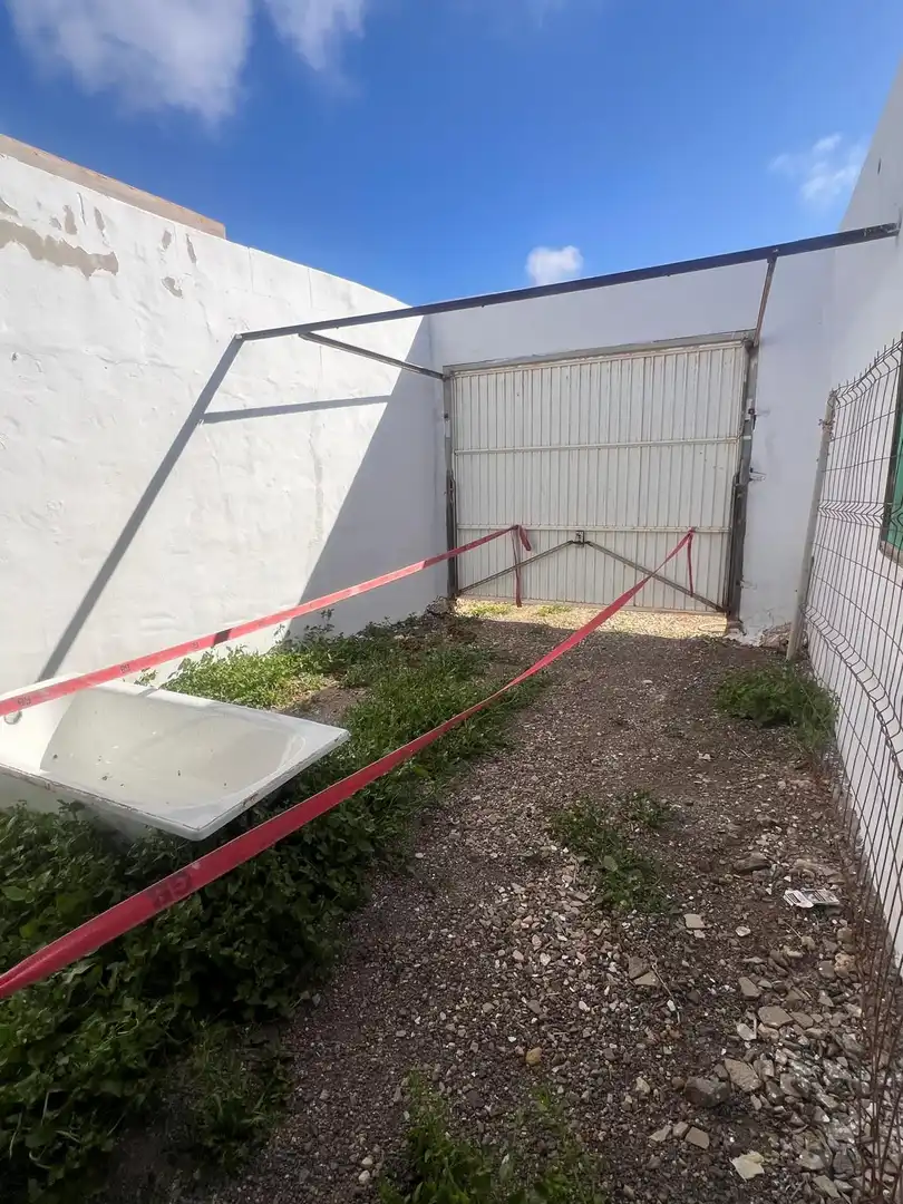 Parking of Houses for sale in Antigua