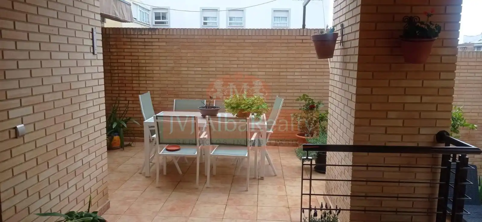 Terraza de Casa adosada en venta en Albacete con Aire acondicionado, Calefacción y Jardín privado