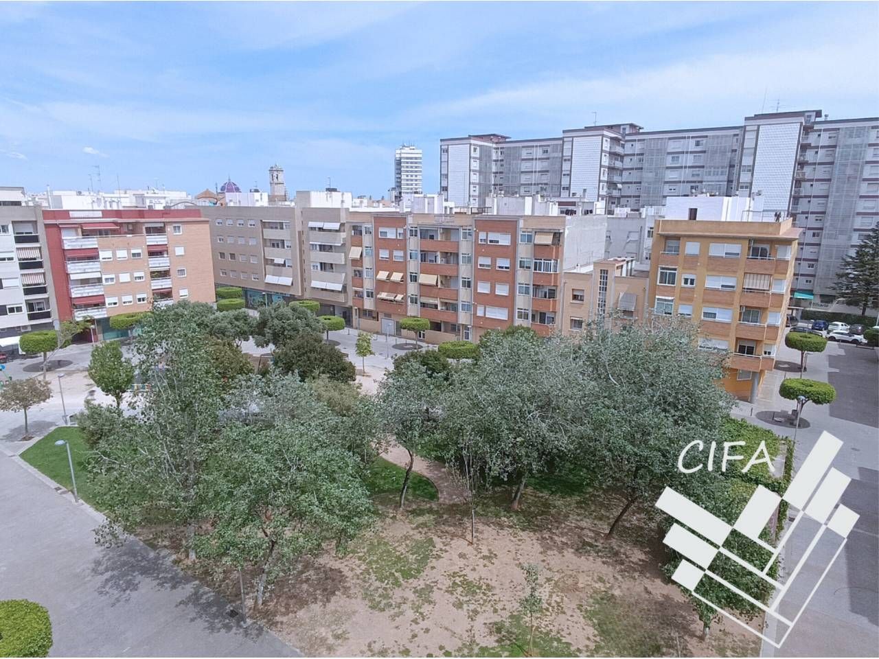 Pis en venda a Isaac Albéniz, Pueblo