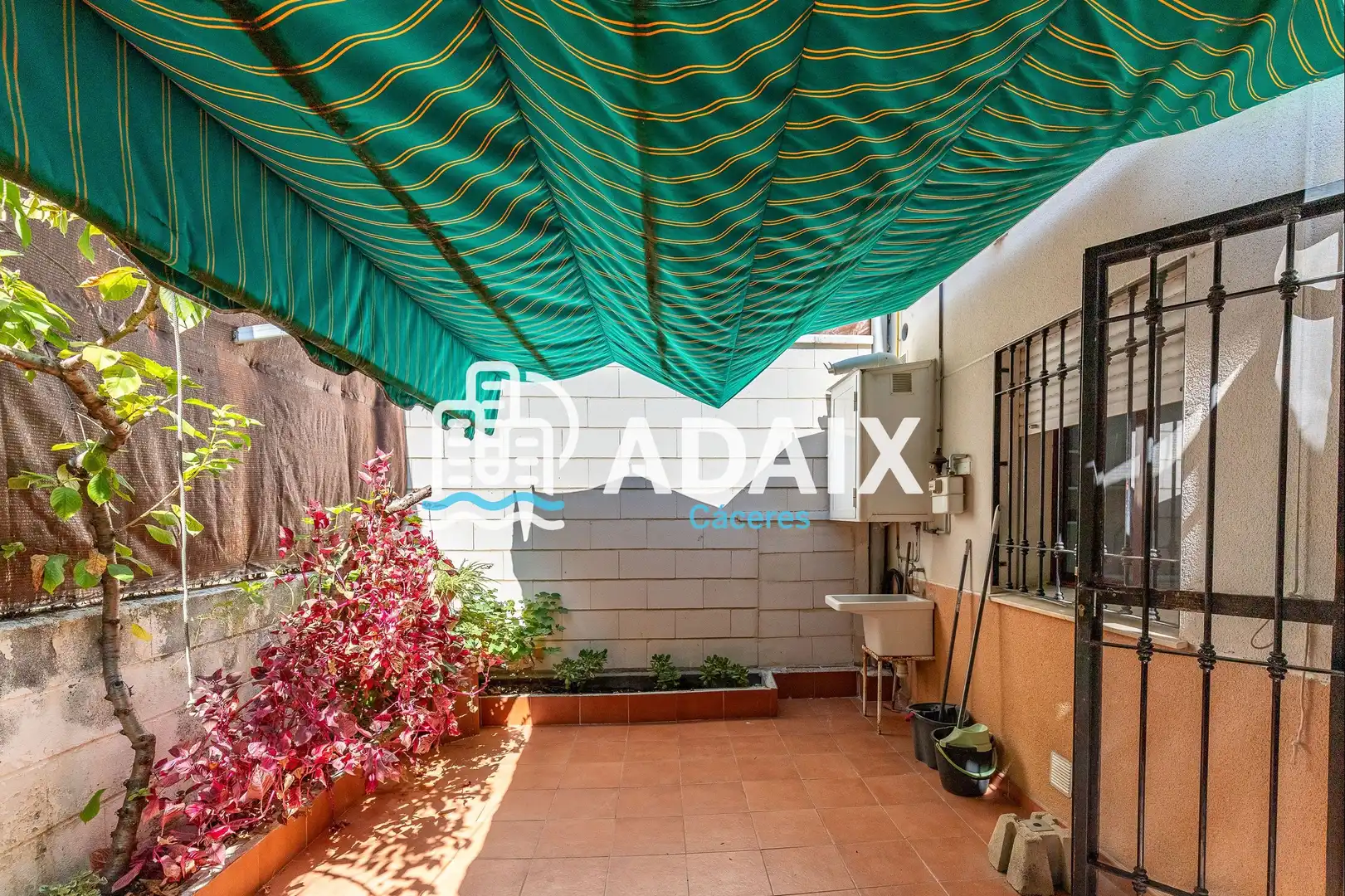 Terrace of Houses for sale in Cáceres  with Air Conditioner, Heating and Terrace