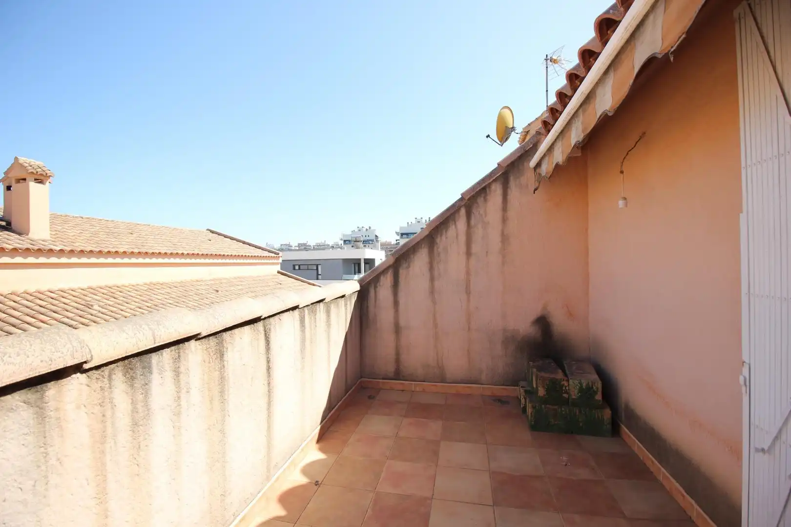 Terrassa de Casa adosada en venda en Sagunto / Sagunt amb Aire condicionat, Calefacció i Terrassa