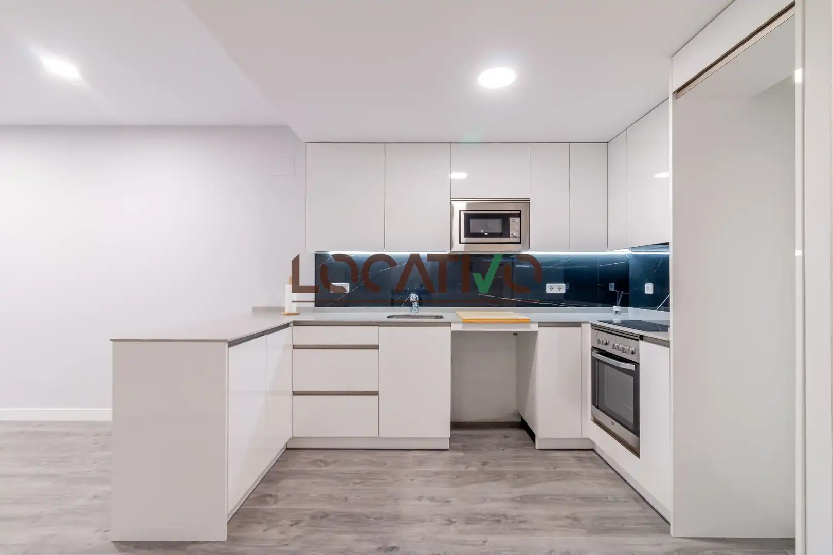 Kitchen of Duplexes for sale in Madrid  with Heating and Terrace