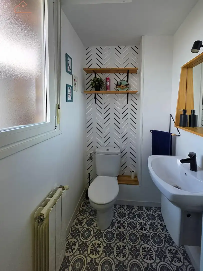 Badezimmer von Dachboden zur Miete in Madrid mit Klimaanlage, Heizung und Terrasse