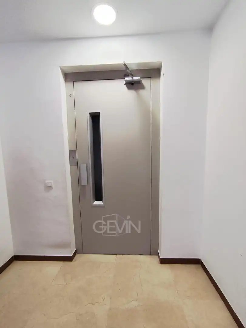 Piso en venta en Santa Perpètua de Mogoda con Aire acondicionado, Trastero y Balcón