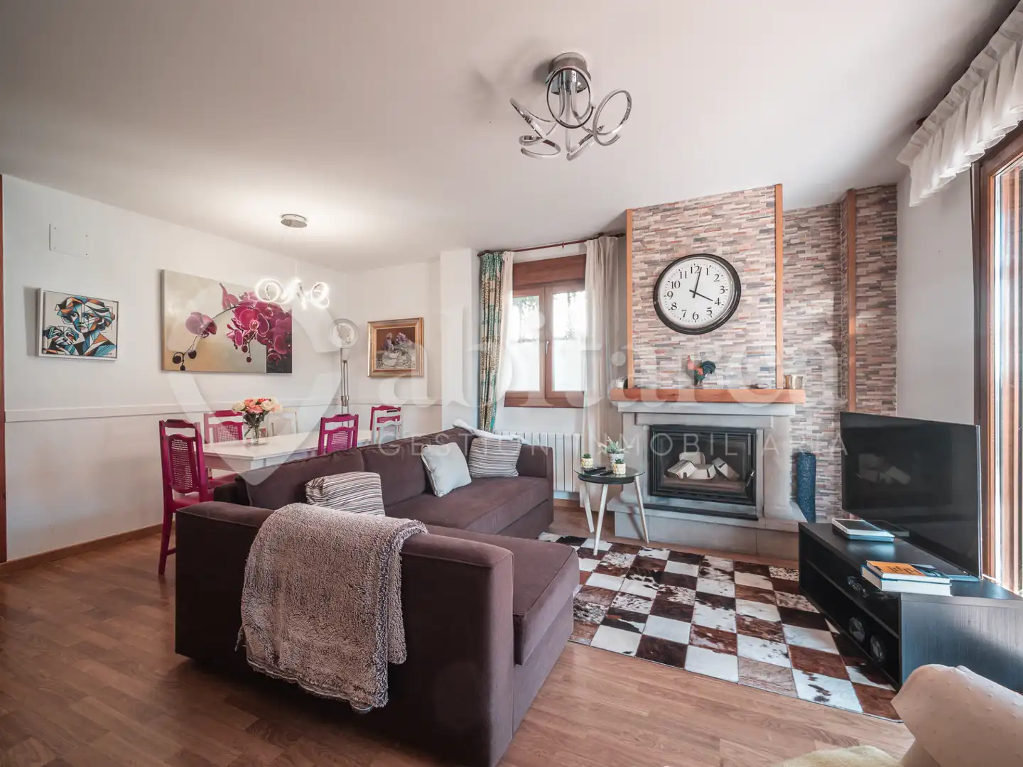 Casa adosada en venta en Calle Cortiguera