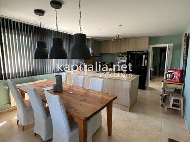 Casa con balcone in vendita a Benimarfull