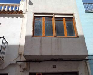 Vista exterior de Casa adosada en venda en Canet lo Roig amb Traster