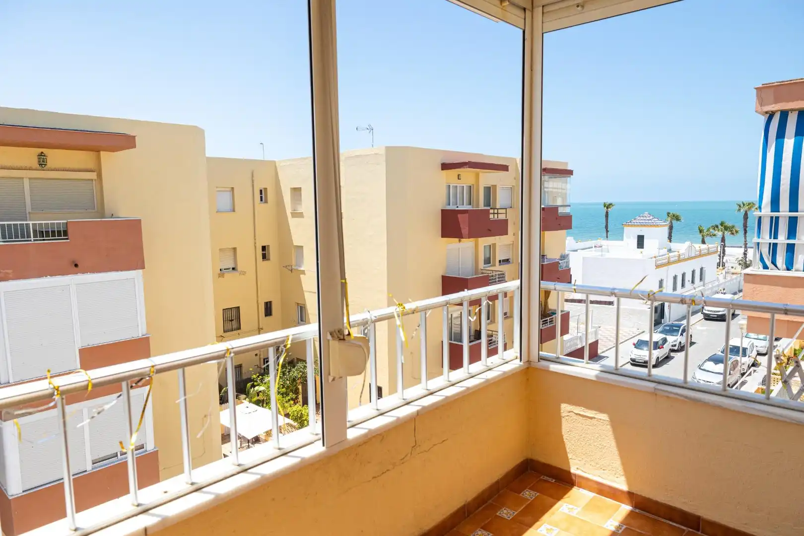 Flat for sale in Calle RAMON Y CAJAL, Playa de la Regla